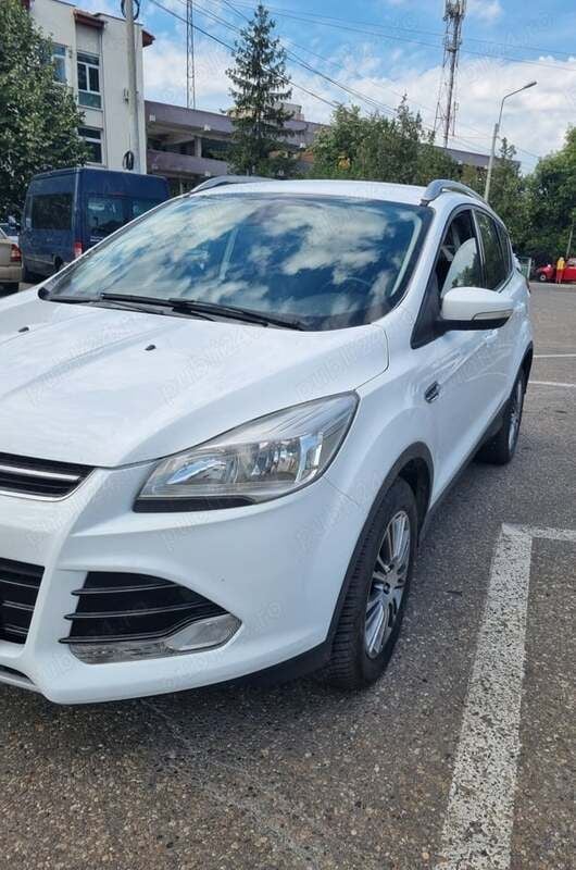 Utilizat 2014 Ford Kuga SUV | 7.500 EUR (Preț bun) - Imagine 1/4