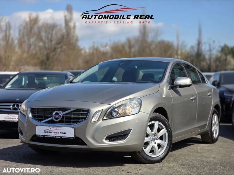 Bej Utilizat 2012 Volvo S60 Momentum Berlinǎ | 6.990 EUR (Preț OK) - Imagine 1/4