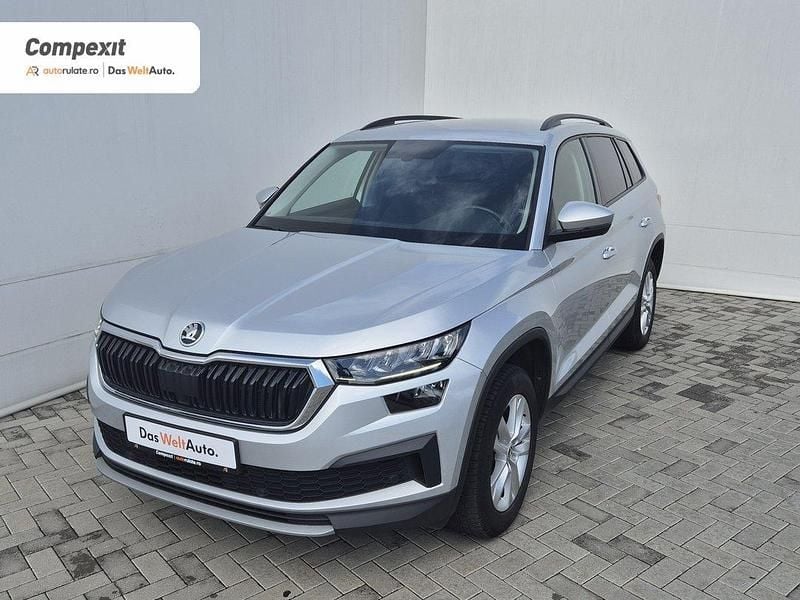Gri mediu normal Utilizat 2022 Skoda Kodiaq Ambition SUV | 26.590 EUR (Preț bun) - Imagine 1/4