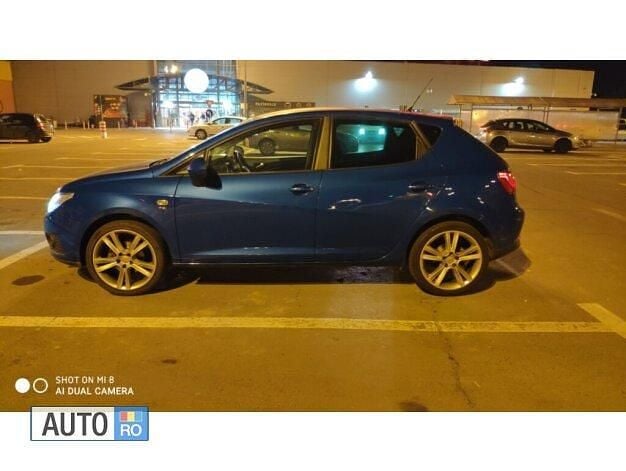 Albastru Second-hand 2012 Seat Ibiza Cabrio | 3.800 EUR (Preț OK) - Imagine 1/4