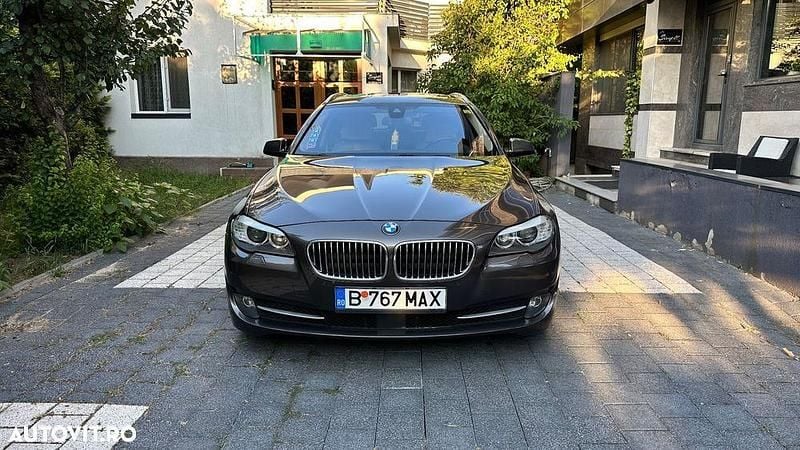 Culoaremaro Utilizat 2013 BMW 525 Luxury Line Break | 10.500 EUR (Super Preț) - Imagine 1/4