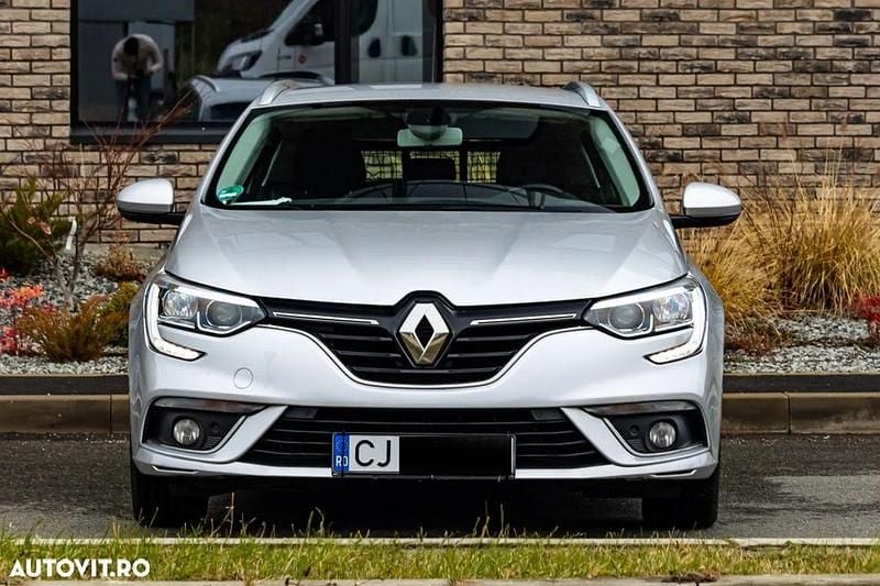 Second-hand Renault Mégane GrandTour Intens 116 CP (85 kW) 2020 Culoaregri Break
