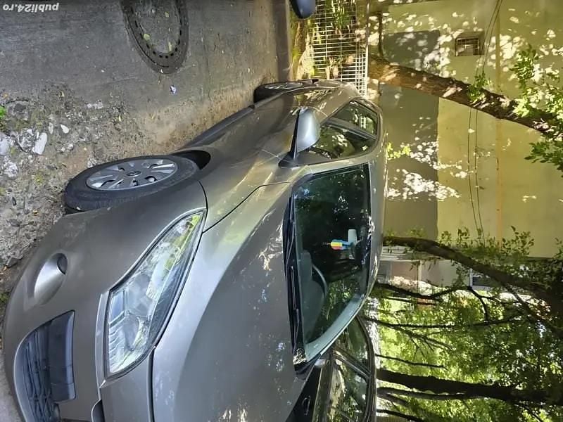 Maro Utilizat 2010 Renault Mégane III Berlinǎ | 3.650 EUR (Preț OK) - Imagine 1/4