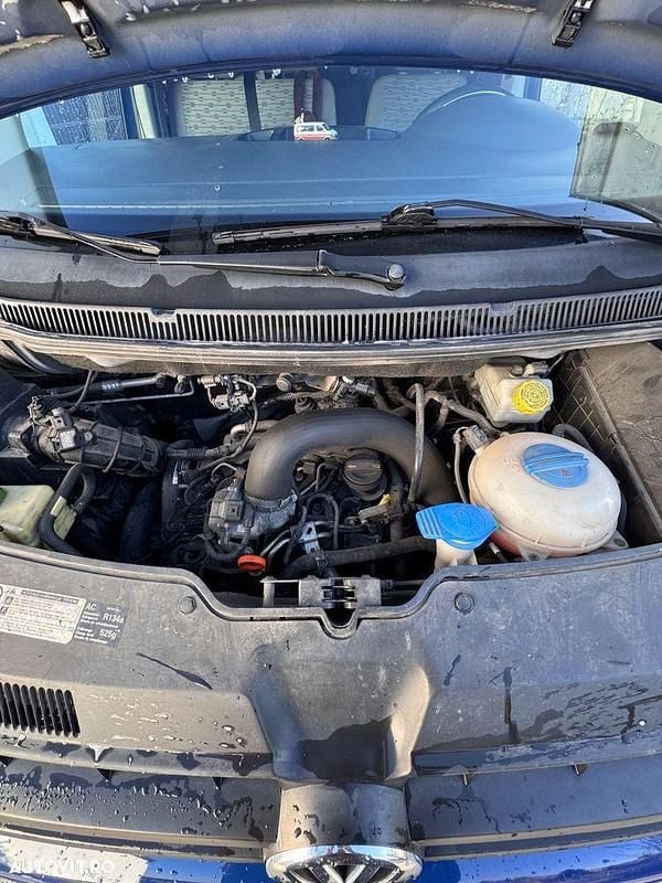 Second-hand VW Transporter 102 CP (75 kW) 2010 Culoarealbastru Van