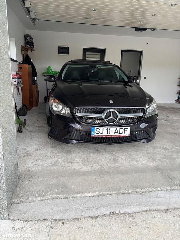 Alte culori Utilizat 2013 Mercedes CLA200 Coupe | 11.950 EUR (Preț OK) - Imagine 1/4