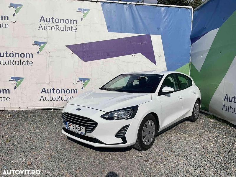 Culoarealb Utilizat 2021 Ford Focus Hatchback | 12.350 EUR (Preț OK) - Imagine 1/4
