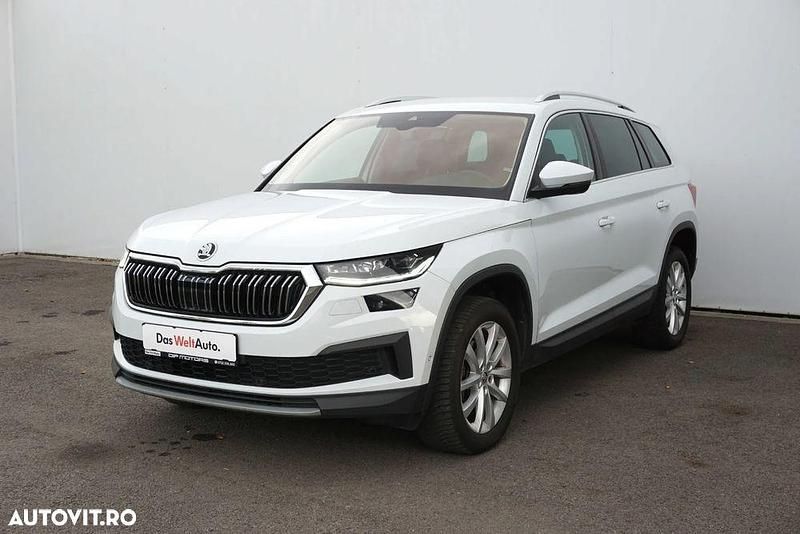Culoarealb Utilizat 2024 Skoda Kodiaq Style SUV | 35.499 EUR (Preț OK) - Imagine 1/4