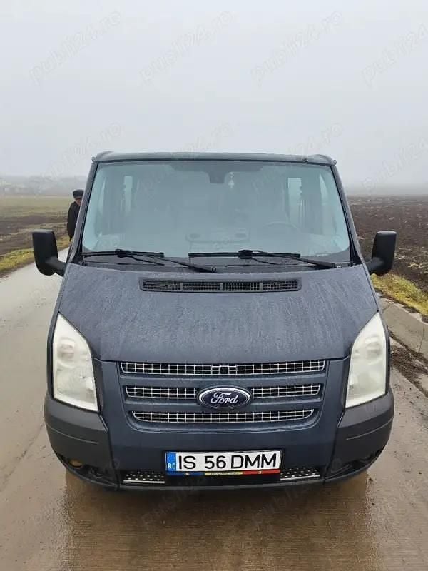 Second-hand Ford Transit 140 CP (102 kW) 2013 Monovolum