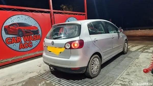 Second-hand VW Golf Plus 105 CP (77 kW) 2006 Monovolum
