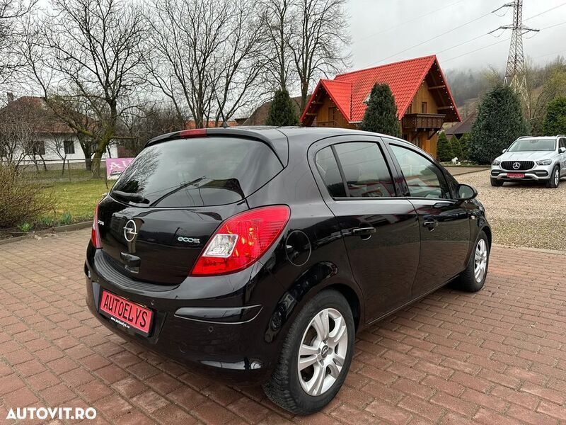 Negru Utilizat 2011 Opel Corsa Cosmo | 3.999 EUR (Scump) - Imagine 1/4