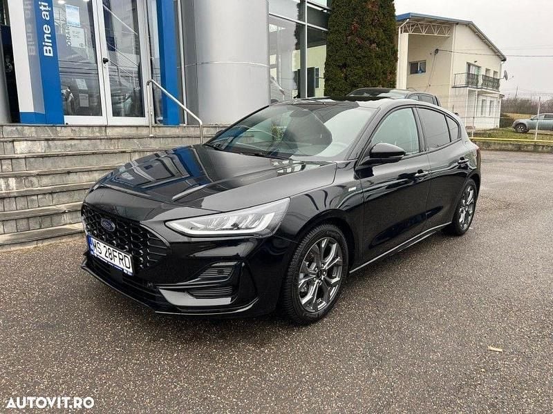 Second-hand Ford Focus 155 CP (114 kW) 2025 Culoarenegru Hatchback