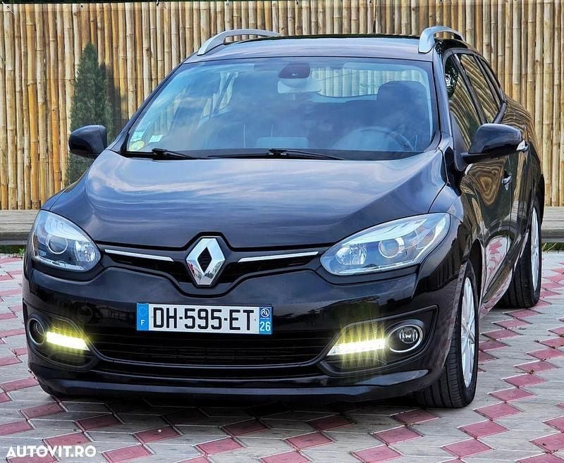 Negru Utilizat 2014 Renault Mégane GrandTour Intens Break | 5.499 EUR (Preț bun) - Imagine 1/4