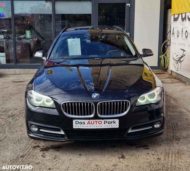 Culoarenegru Utilizat 2016 BMW 520 Comfort Edition Break | 13.500 EUR (Super Preț) - Imagine 1/4