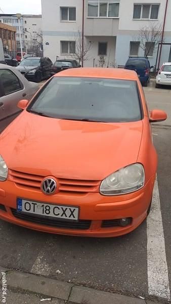 Portocaliu Second-hand 2006 VW Golf V Hatchback | 2.000 EUR (Preț OK) - Imagine 1/4