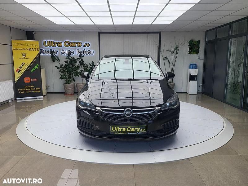 Culoarenegru Utilizat 2018 Opel Astra Active Break | 7.950 EUR (Preț OK) - Imagine 1/4