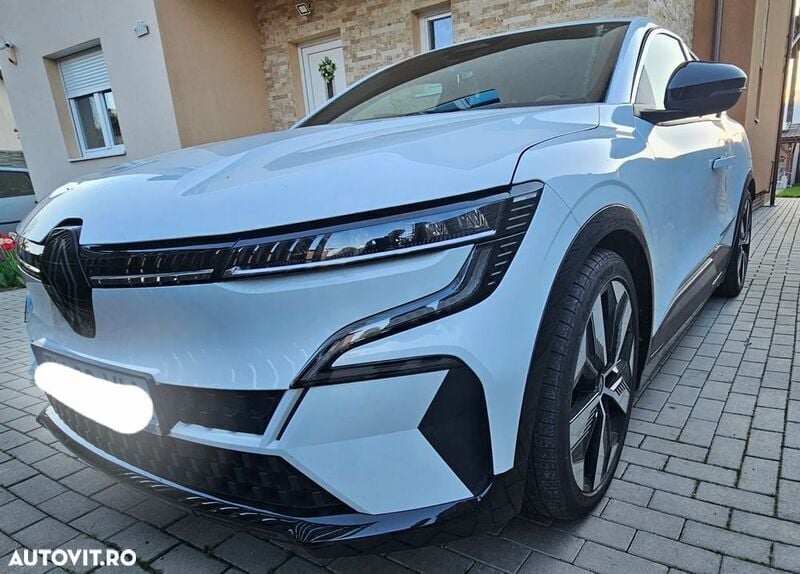 Alb Utilizat 2023 Renault Mégane Techno Berlinǎ | 26.000 EUR - Imagine 1/4