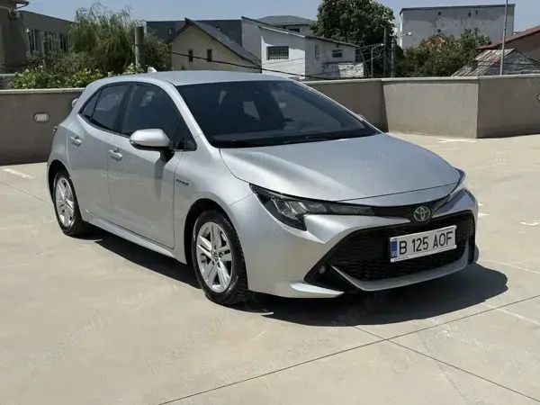 Utilizat 2019 Toyota Corolla Hybrid Hatchback | 15.500 EUR (Preț OK) - Imagine 1/4