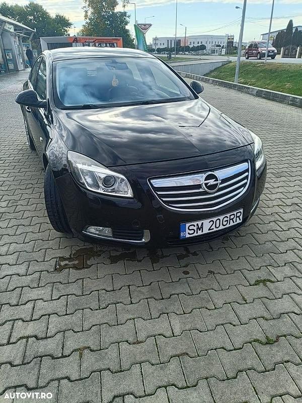 Culoarenegru Utilizat 2009 Opel Insignia Sport Hatchback | 4.800 EUR (Preț OK) - Imagine 1/4