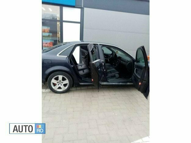 Second-hand Audi A4 120 CP (88 kW) 2005 Albastru marin Berlinǎ