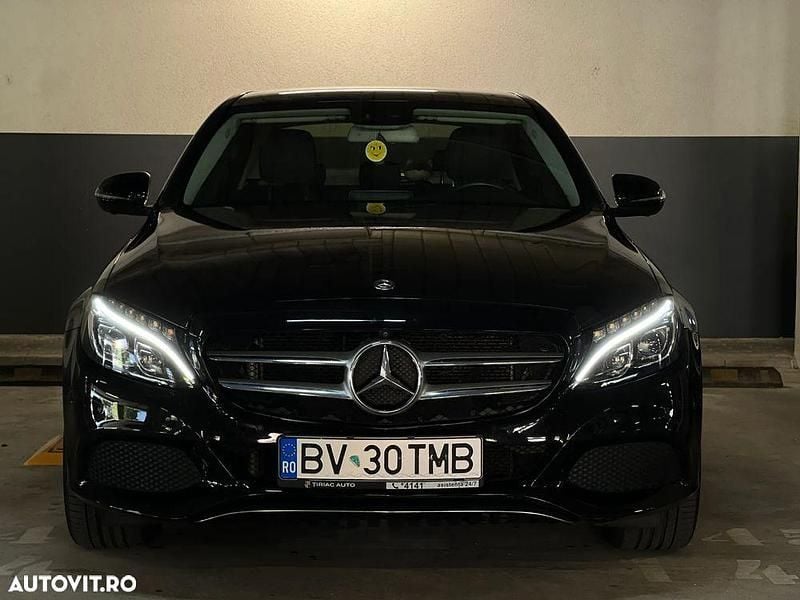 Culoarenegru Utilizat 2018 Mercedes C220 Avantgarde Berlinǎ | 24.499 EUR (Puțin scump) - Imagine 1/4