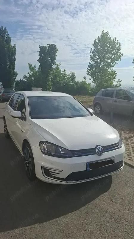 Second-hand VW Golf VII GTE 190 CP (139 kW) 2015 Alb Berlinǎ