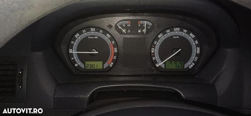 Culoarebej Utilizat 2007 Skoda Fabia Break | 1.390 EUR (Super Preț) - Imagine 1/4