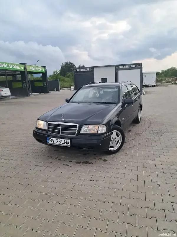Second-hand 1994 Mercedes C180 Break | 2.000 EUR - Imagine 1/4