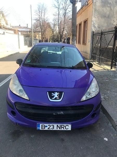 Violet Utilizat 2008 Peugeot 208 Hatchback | 1.300 EUR (Preț OK) - Imagine 1/4