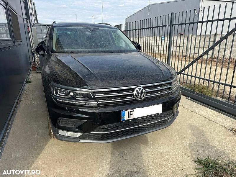 Culoarenegru Utilizat 2017 VW Tiguan Highline SUV | 14.850 EUR (Preț bun) - Imagine 1/3