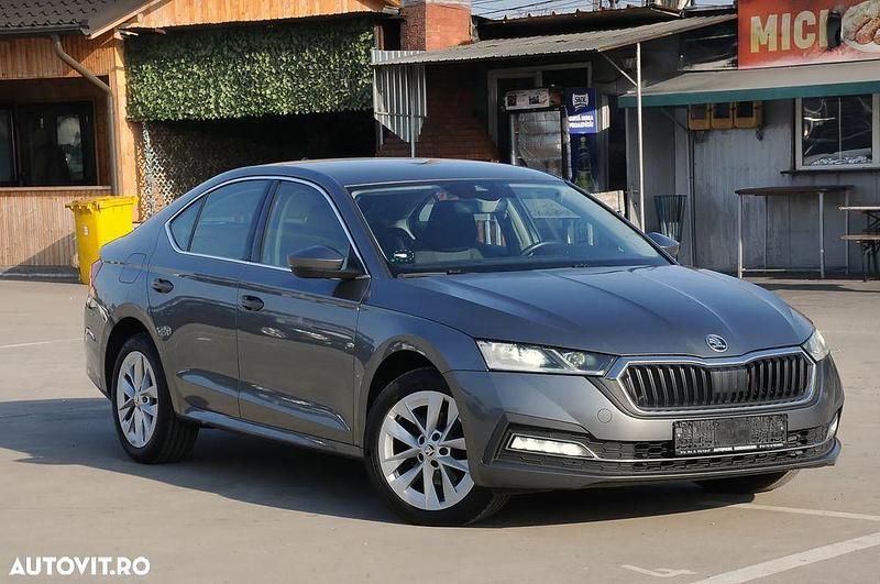 Culoaregri Second-hand 2022 Skoda Octavia Drive Berlinǎ | 14.900 EUR (Preț OK) - Imagine 1/4