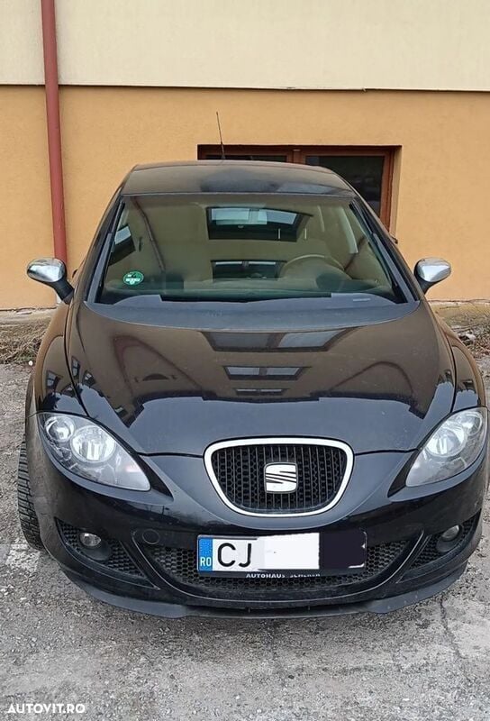 Negru Utilizat 2006 Seat Leon Sport Hatchback | 2.700 EUR (Preț OK) - Imagine 1/4