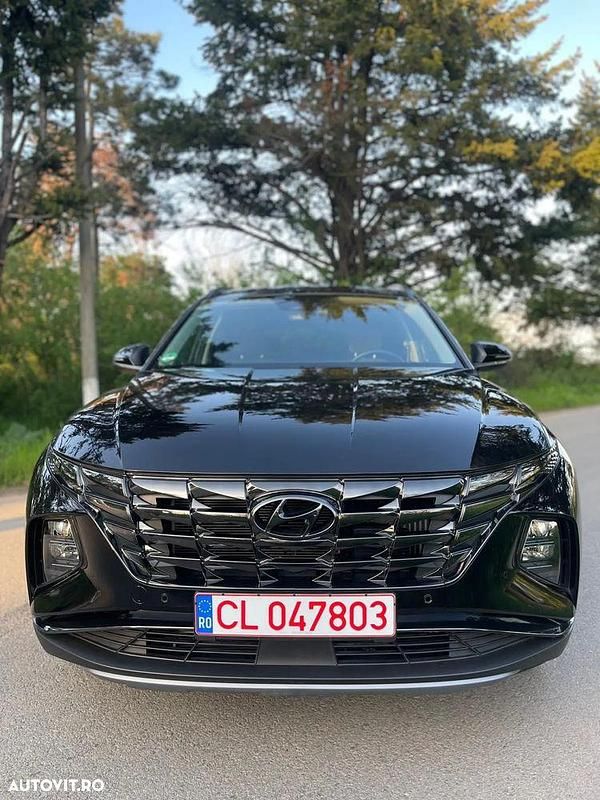 Culoarenegru Utilizat 2021 Hyundai Tucson SUV | 26.650 EUR (Preț OK) - Imagine 1/4