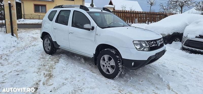 Culoarealb Second-hand 2015 Dacia Duster Lauréate SUV | 7.200 EUR (Super Preț) - Imagine 1/4