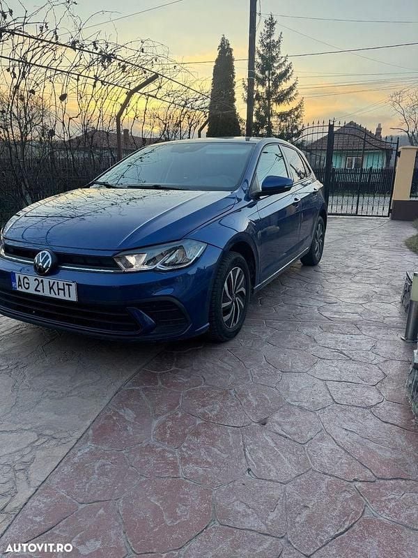 Second-hand VW Polo Life 110 CP (80 kW) 2024 Culoarealbastru Hatchback