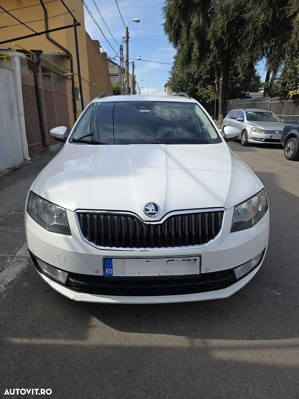Culoarealb Utilizat 2015 Skoda Octavia Ambition Break | 10.000 EUR (Preț bun) - Imagine 1/4