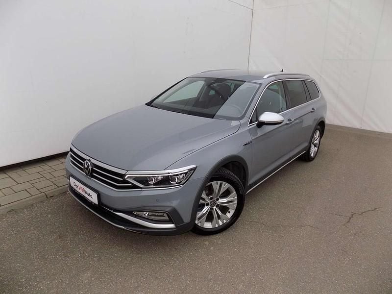 Gri mediumetalicperleffect Second-hand 2022 VW Passat Alltrack Break | 30.890 EUR (Scump) - Imagine 1/4