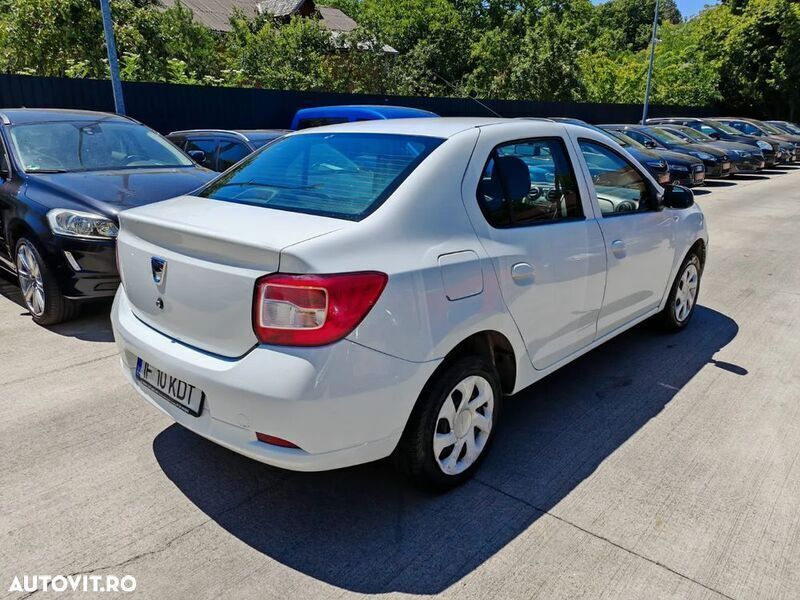 Second-hand Dacia Logan Lauréate 73 CP (53 kW) 2016 Alb Berlinǎ