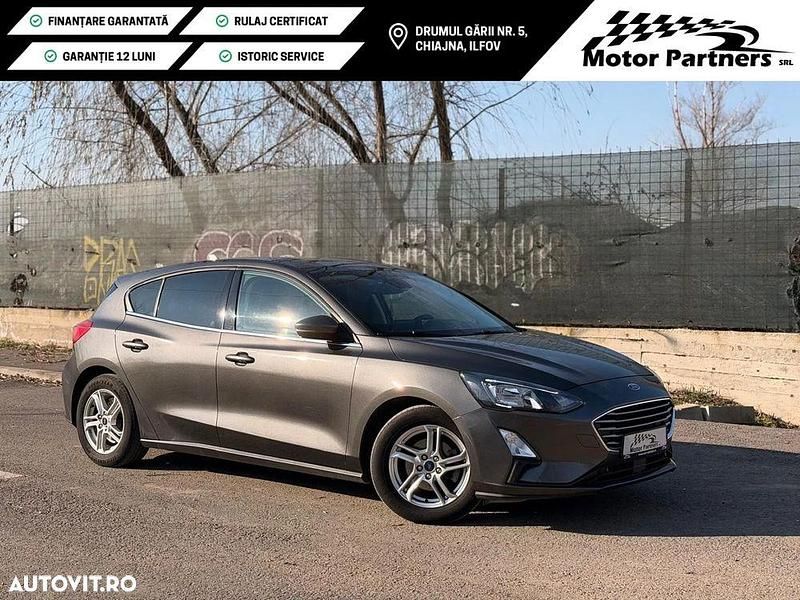 Culoaregri Utilizat 2021 Ford Focus Hatchback | 10.490 EUR (Preț bun) - Imagine 1/4
