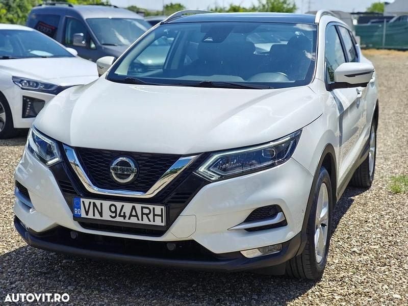 Alb Utilizat 2019 Nissan Qashqai N-Connecta SUV | 13.850 EUR (Preț bun) - Imagine 1/4
