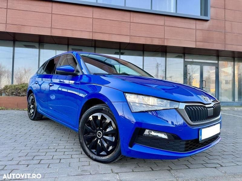 Culoarealbastru Utilizat 2022 Skoda Scala Ambition Hatchback | 11.900 EUR (Preț bun) - Imagine 1/4