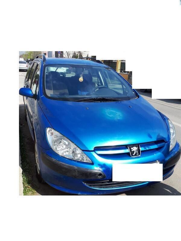 Albastru Utilizat 2004 Peugeot 307 Break | 1.500 EUR - Imagine 1/4