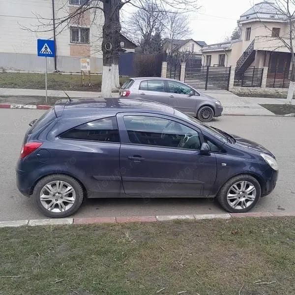 Second-hand Opel Corsa 80 CP (58 kW) 2008 Albastru Hatchback