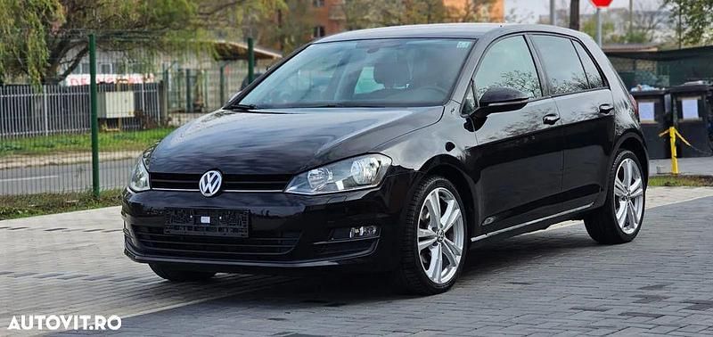 Culoarenegru Utilizat 2014 VW Golf VII Hatchback | 6.990 EUR (Preț bun) - Imagine 1/4