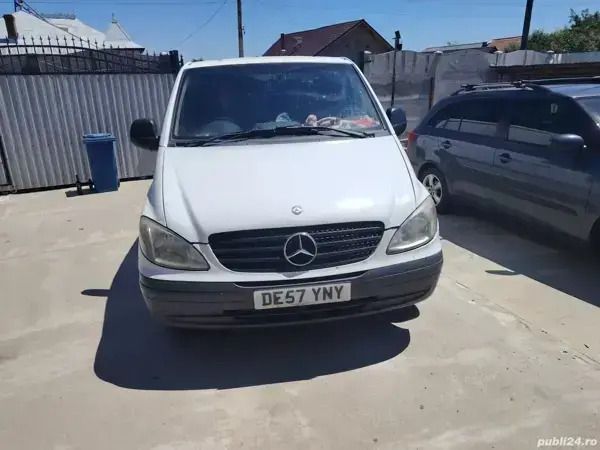 Utilizat 2008 Mercedes Vito Monovolum | 1.800 EUR - Imagine 1/4