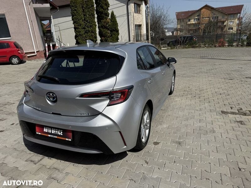 Second-hand Toyota Corolla 98 CP (72 kW) 2021 Gri Hatchback