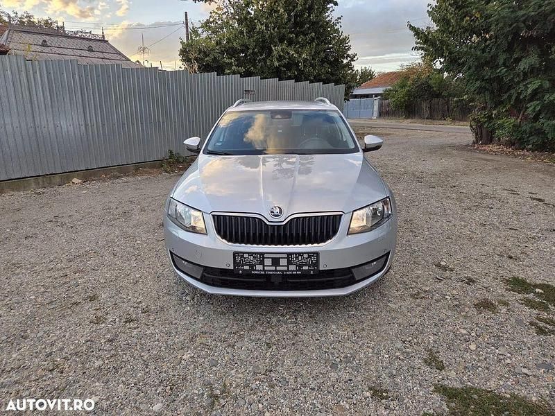 Culoareargint Utilizat 2014 Skoda Octavia Ambition Break | 7.180 EUR - Imagine 1/4