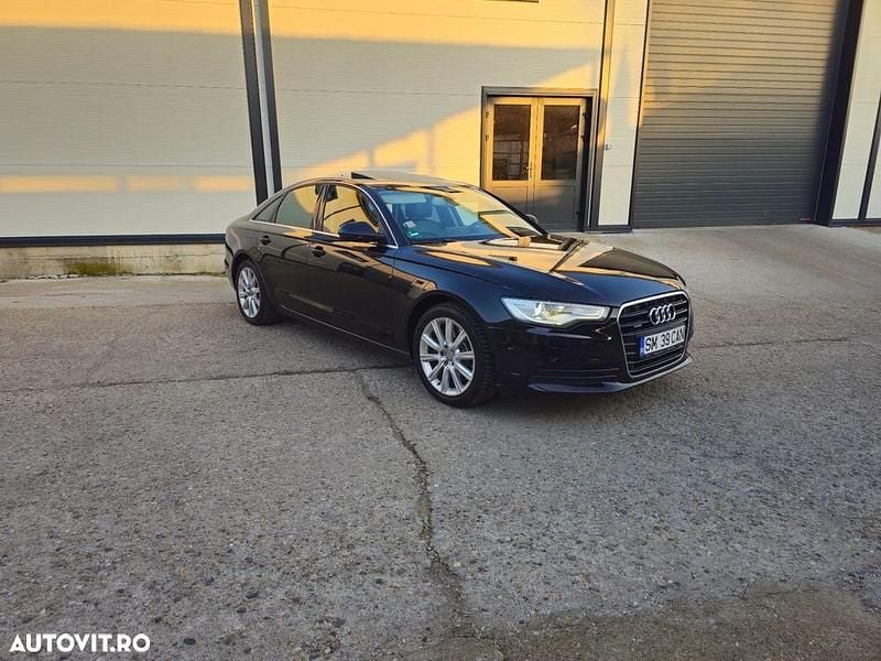 Culoarenegru Utilizat 2011 Audi A6 Berlinǎ | 9.800 EUR (Preț OK) - Imagine 1/4