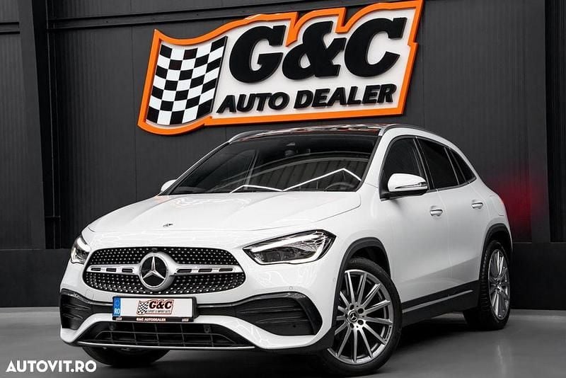 Alb Utilizat 2022 Mercedes GLA200 AMG line SUV | 31.900 EUR (Super Preț) - Imagine 1/4