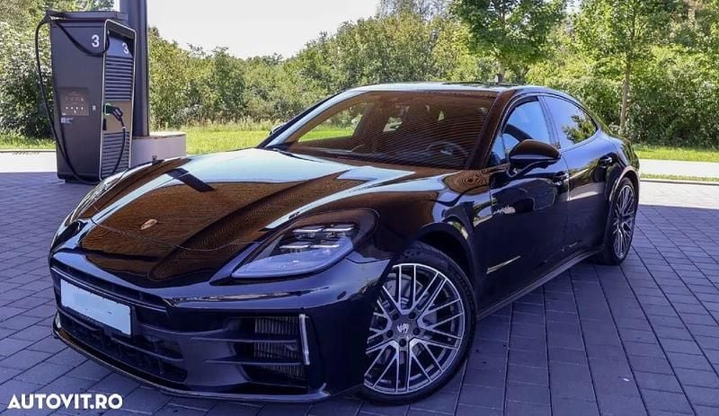 Culoarenegru Utilizat 2025 Porsche Panamera 4 Berlinǎ | 130.559 EUR - Imagine 1/4