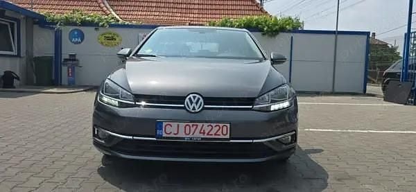 Gri Utilizat 2017 VW Golf VII Hatchback | 12.600 EUR (Preț OK) - Imagine 1/4